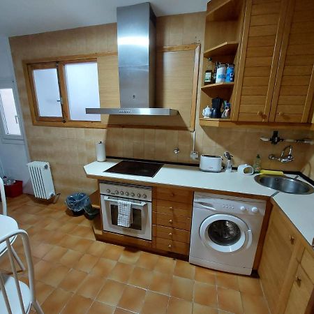 Piso Sencillo Y Acogedor Con Parking Gratuito Apartment Baranain Exterior photo
